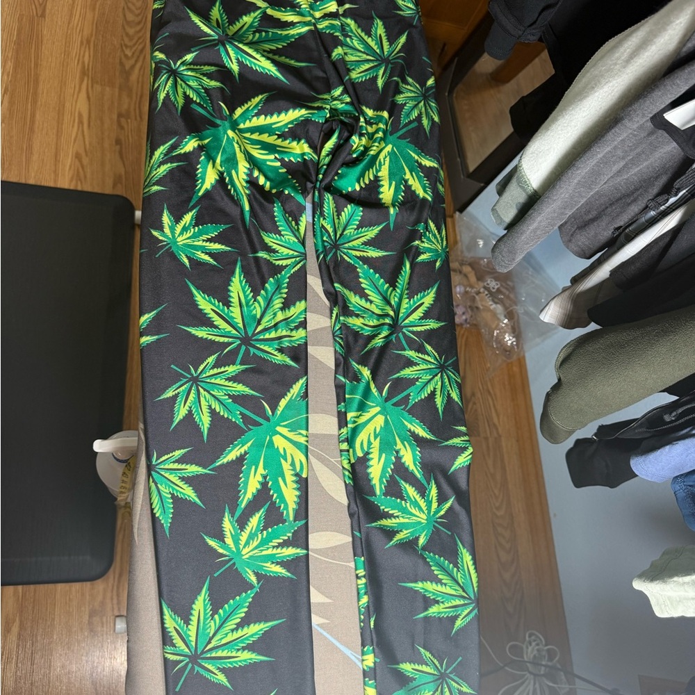 Source Unknown Tropical Leaf Print Leggings